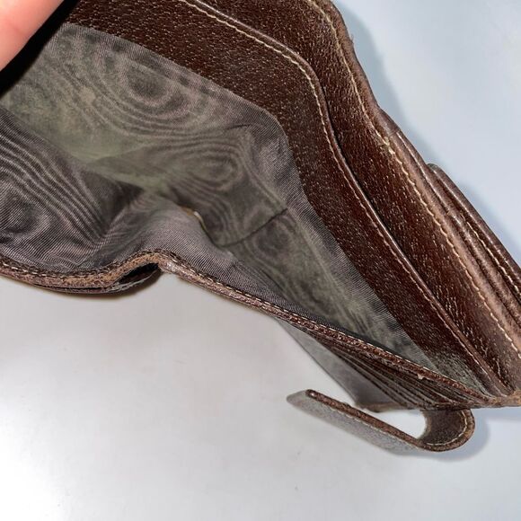 Authentic Gucci GG Logo Canvas Leather Trim Compact Wallet - Picture 15 of 16